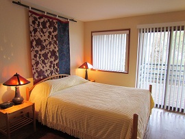 RDTH Bedroom Master Downstairs
